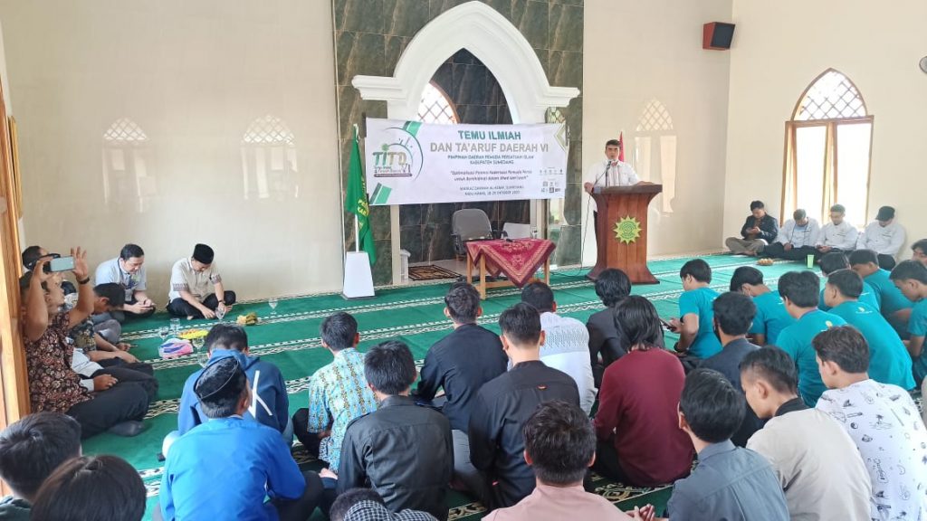 Perwakilan PC Pemuda Persis se-Kabupaten Sumedang mengikuti kegiatan Temu Ilmiah dan Ta'aruf Daerah VI, Rabu (28/10). (foto: fajarnusantara.com)