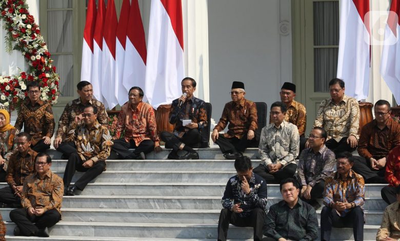 Presiden Joko Widodo saat mengenalkan kabinet Indonesia Maju beberapa waktu lalu. (foto: liputan6.com)