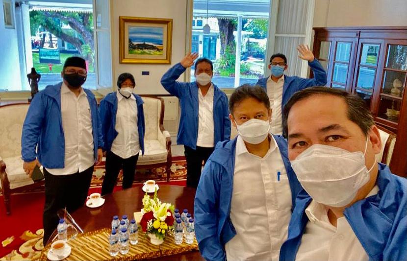 Berikut ini enam orang yang dipilih Jokowi untuk menjadi menteri dalam Kabinet Indonesia Maju. (Foto: Republika)