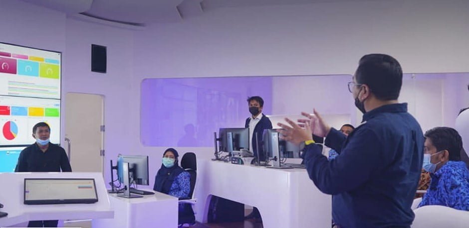 Tim Wantiknas meninjau perkembangan Command Center yang dimiliki Kabupaten Sumedang, Rabu (17/2/2021). (Foto: Diskominfosanditik Sumedang)