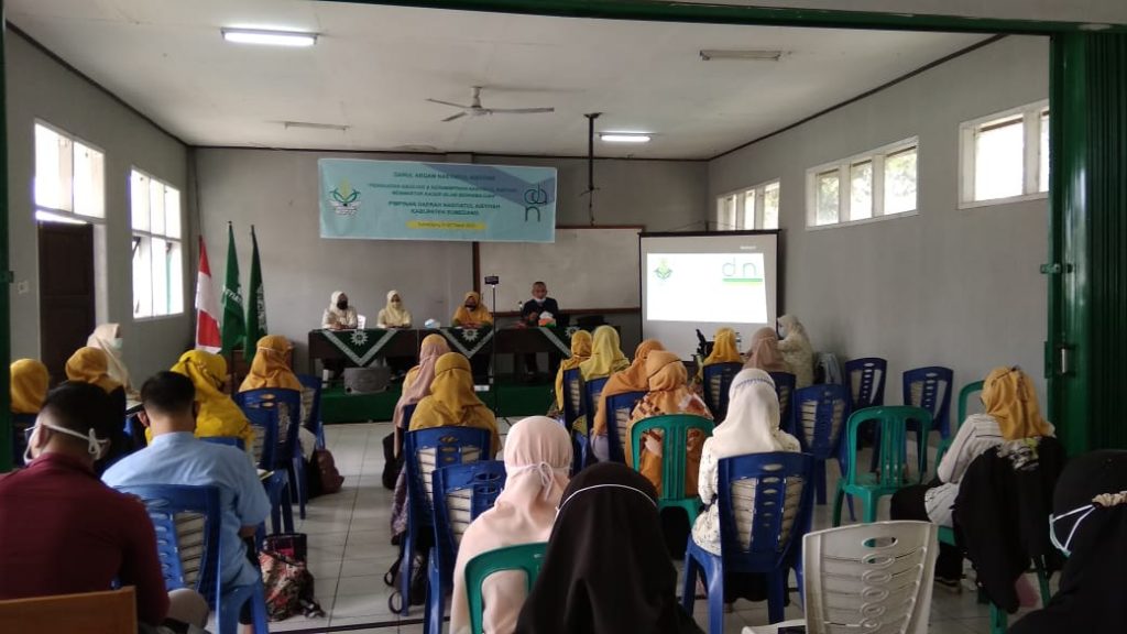 PD Nasyiatul Aisyiyah Sumedang menggelar kegiatan Darul Arqom Nasyiatul Aisyiyah di Graha Ahmad Dahlan SMK Muhammadiyah 1 Sumedang, Kamis (11/3/2021). (Foto: Fajarnusantara.com)