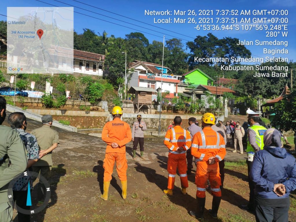 Setelah ditemukannya korban banjir bandang yang meninggal terbawa arus, Ops SAR Tim Gabungan ditutup, Jumat (26/3/2021). (Foto: Istimewa)