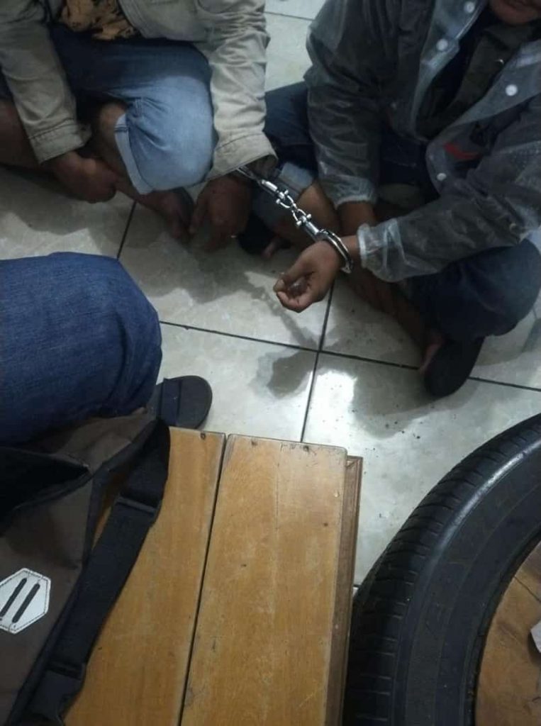 Pelaku curanmor di Pamulihan Sumedang dan empat temannya diamankan petugas kepolisian. (Foto: Istimewa)