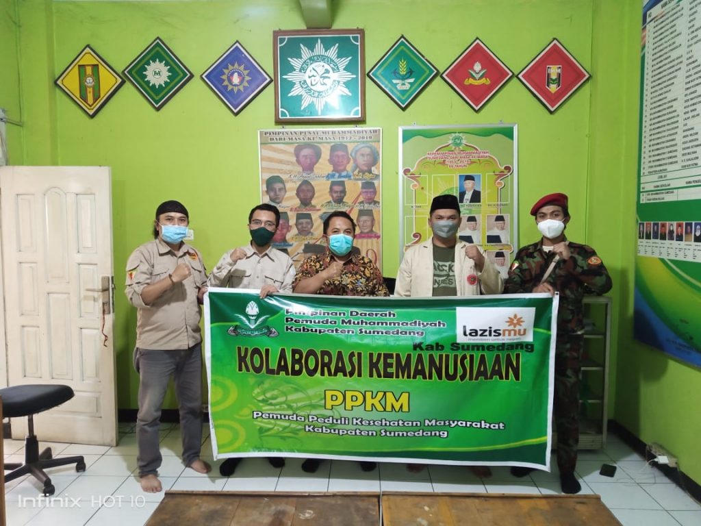 PD Pemuda Muhammadiyah (PDPM) Sumedang lounching program Pemuda Peduli Kesehatan Masyarakat (PPKM) bersama LazisMu Sumedang di kantor Pimpinan Daerah Muhammadiyah (PDM) Sumedang
