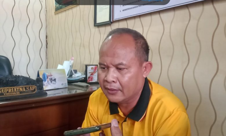 Kapolsek Jatinangor Kompol Aan Supriatna saat diwawancarai wartawan
