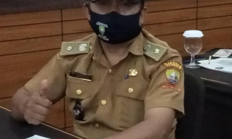 Kades Cilayung Dedeng Saefurohman